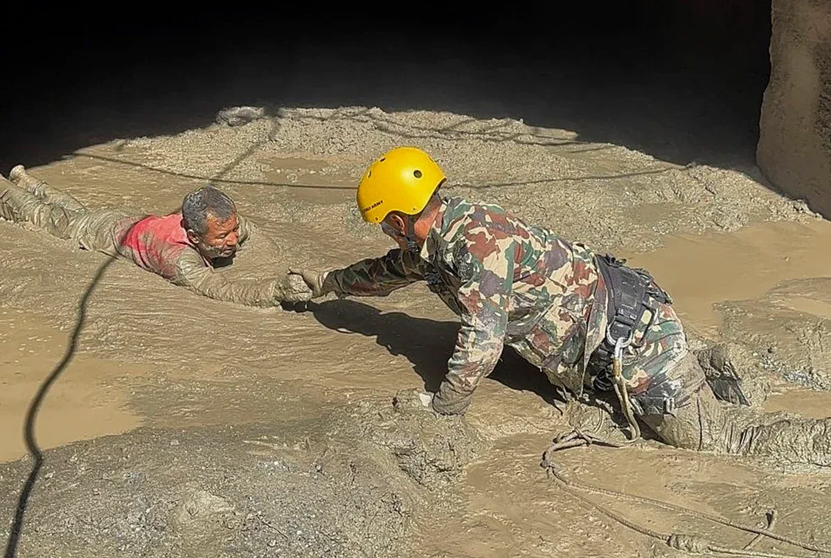 Enxurrada no Nepal provoca 683 mortos e mais de 2.000 desaparecidos