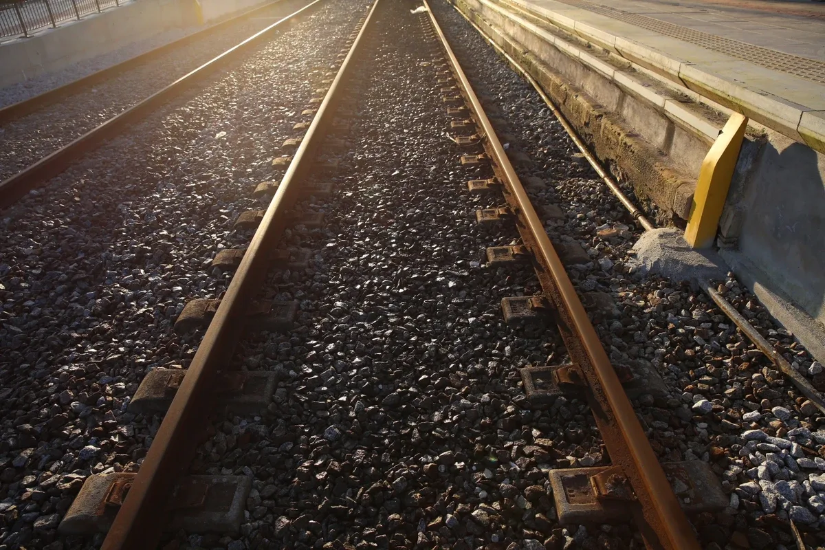 Portugal e Espanha Rejeitam Alterar Rede Ferroviária para Bitola Europeia
