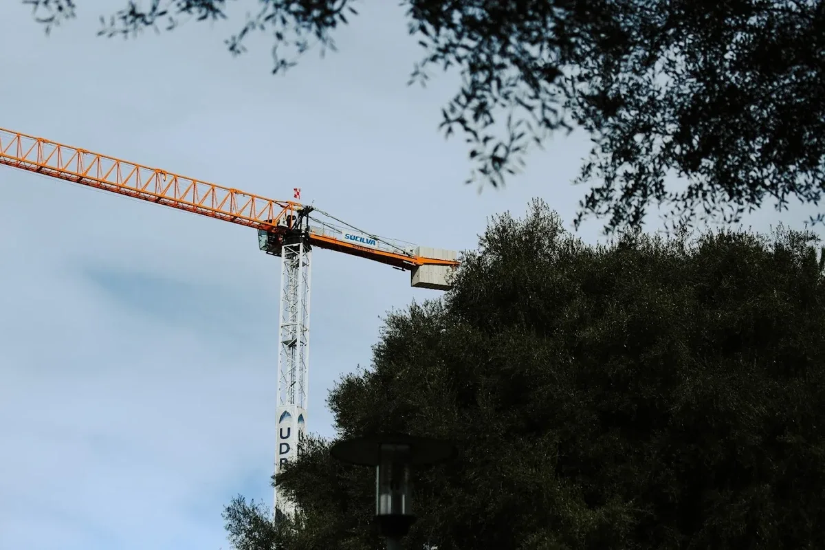 Queda de Grua em Sintra Provoca a Morte a Dois Trabalhadores